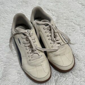 🐨 Puma Leather Sneakers